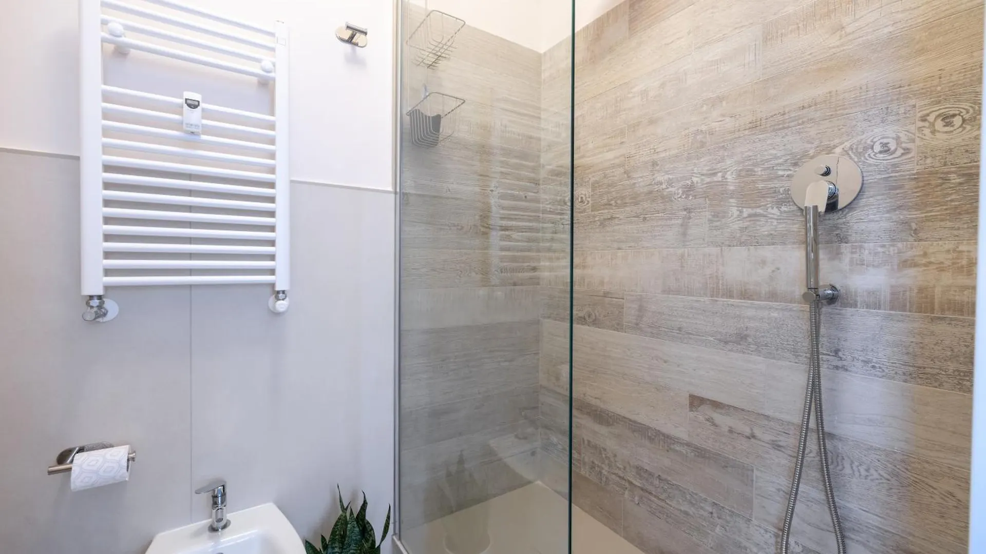 Apartment Domvs Clelia 2 Bedrooms Rome