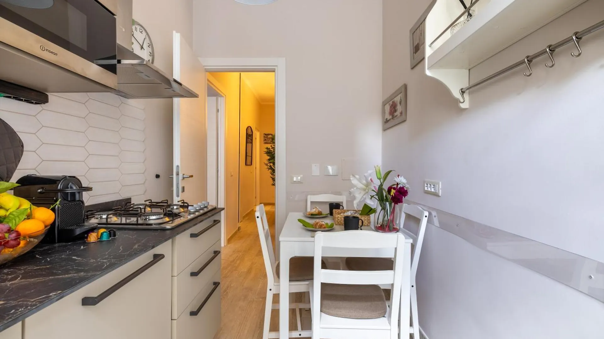 Domvs Clelia 2 Bedrooms Rome Apartment