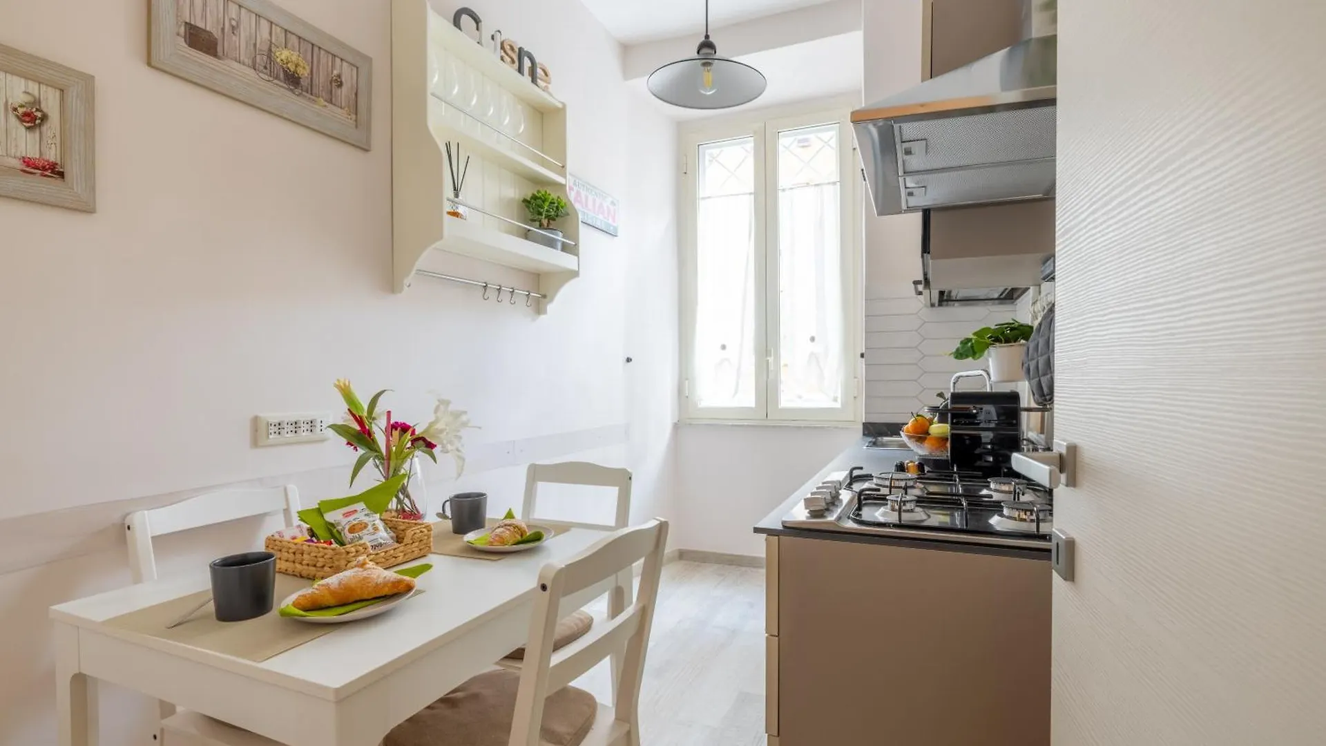 Apartment Domvs Clelia 2 Bedrooms Rome